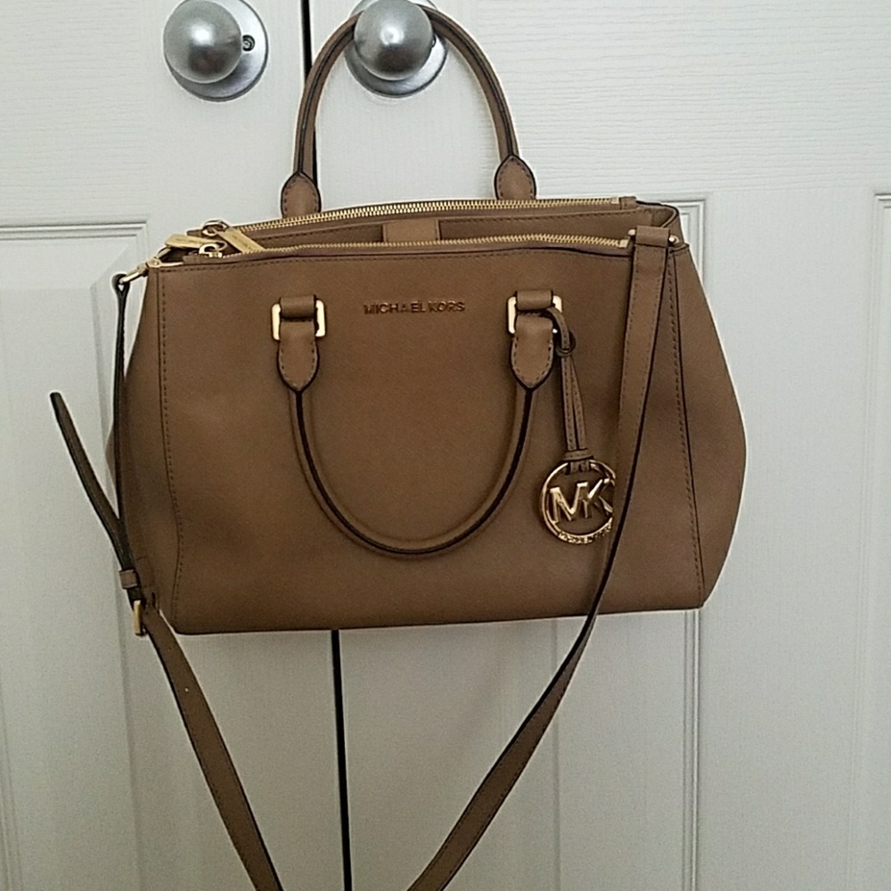 Brown michael kors bag
